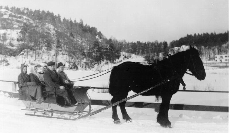 510.JPG - 1940-taletMjölkkörning från Slamby till Solhem